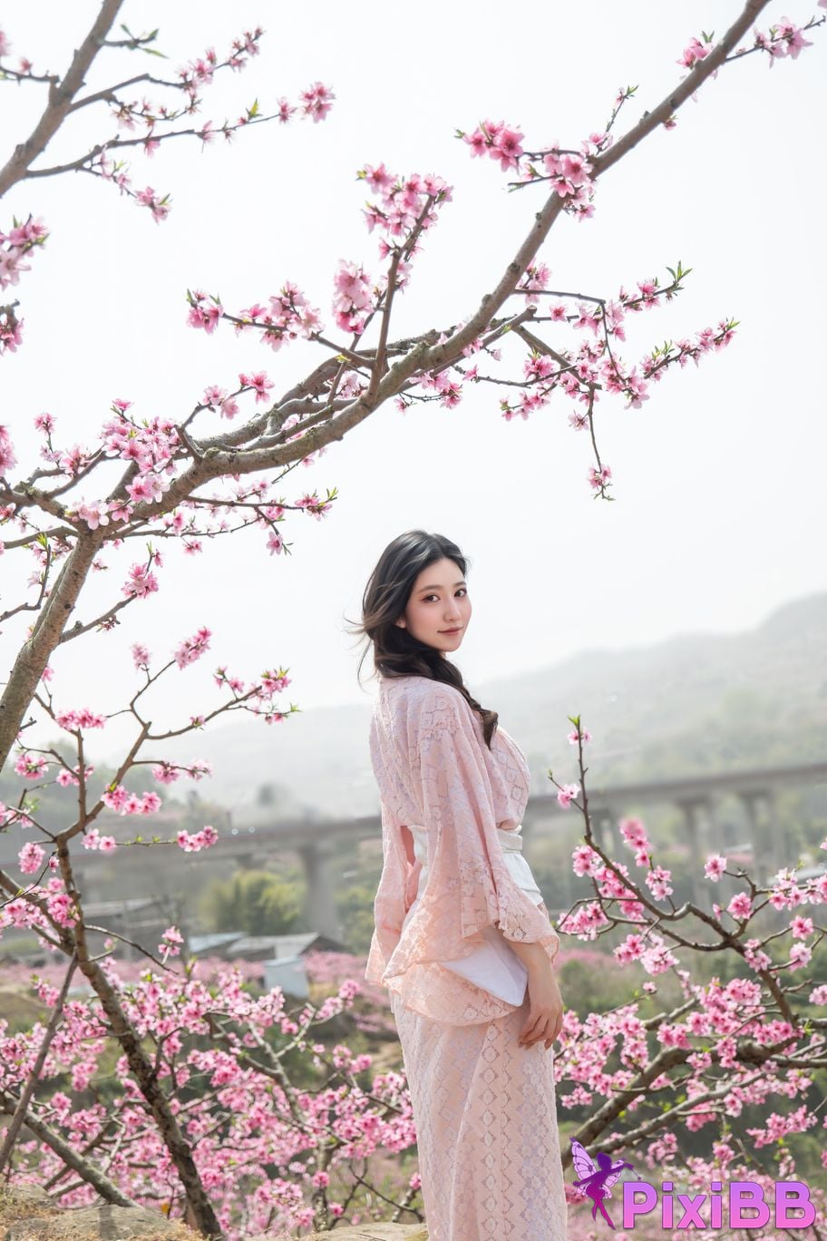 Cosplayer every year Nnian Manka PixiBB.COM 002 1