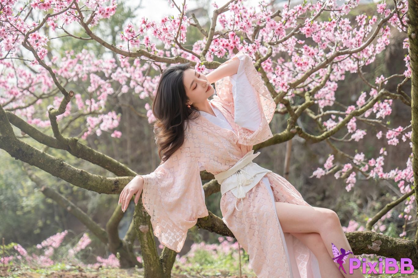 Cosplayer every year Nnian Manka PixiBB.COM 029 1