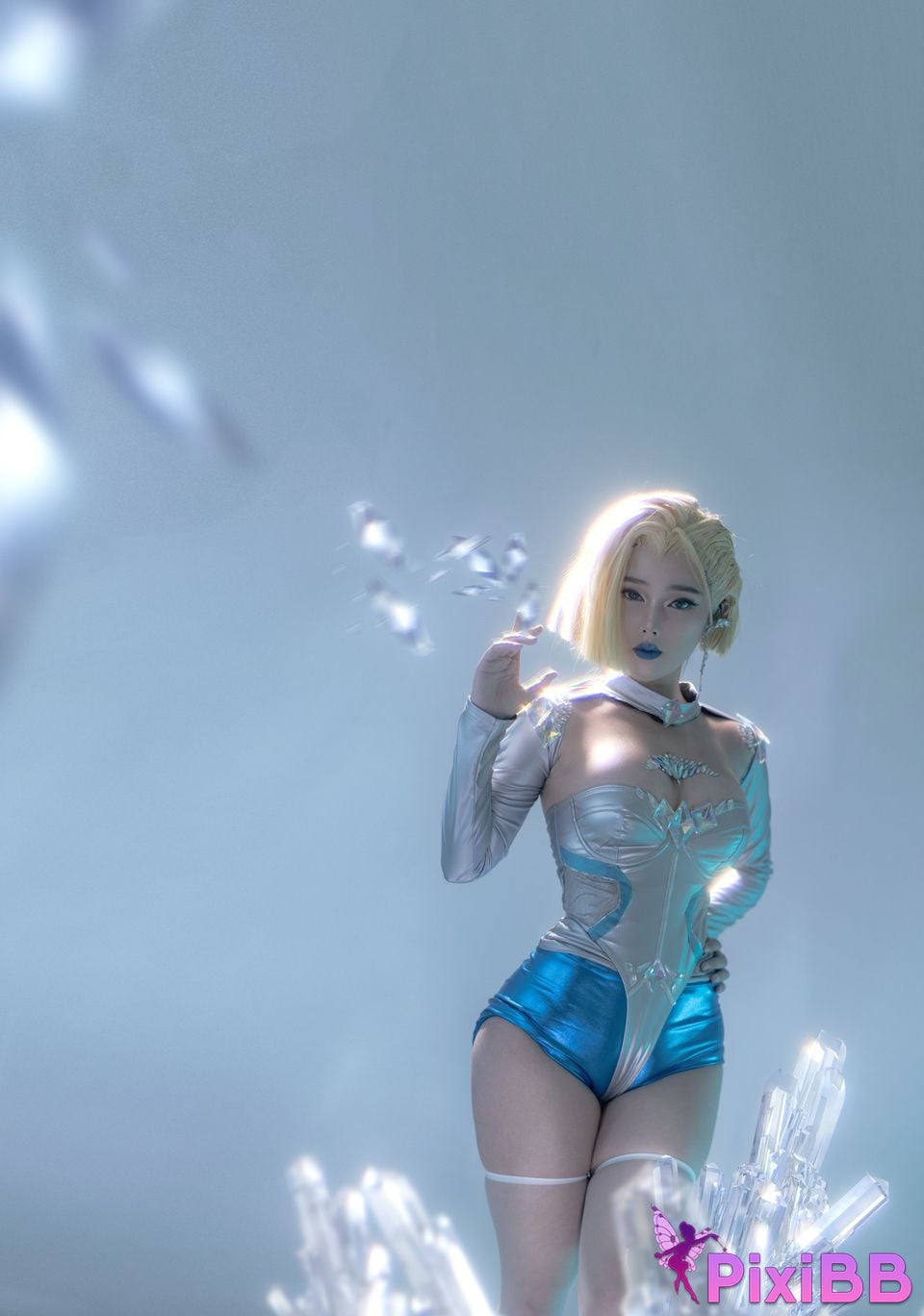 Cosplayer Titanium alloy TiTi white empress PixiBB.COM 023 1