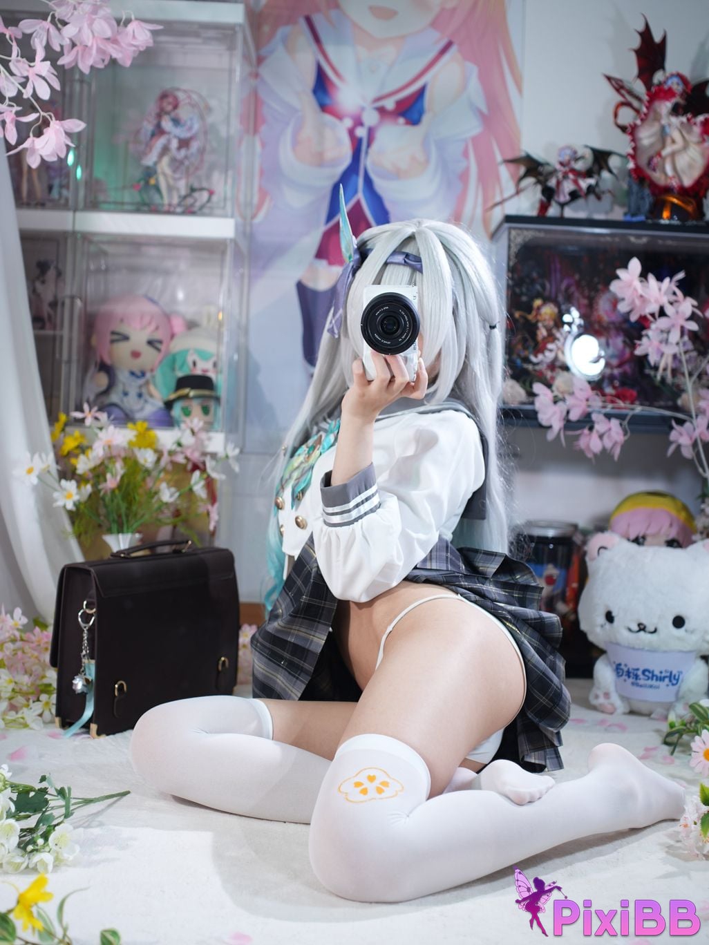 Cosplayer white oak Shirly Chun Ri Liu Ying PixiBB.COM 002 1