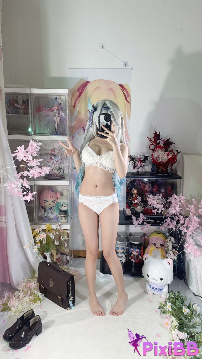 Cosplayer white oak Shirly Chun Ri Liu Ying PixiBB.COM 069 1