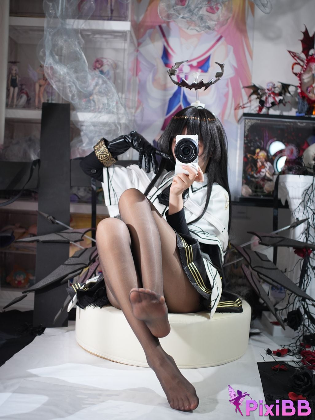 Cosplayer white oak Shirly Arknights arturo PixiBB.COM 002 1