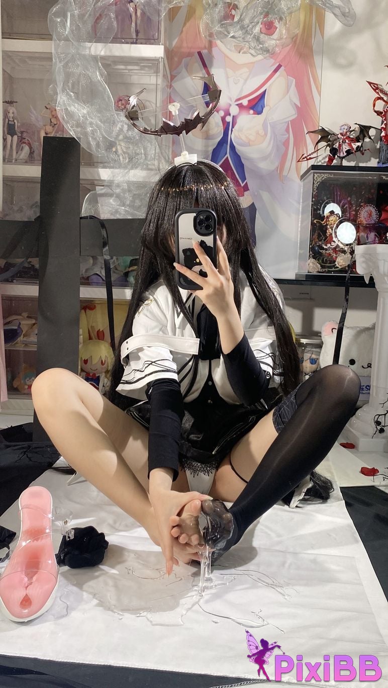 Cosplayer white oak Shirly Arknights arturo PixiBB.COM 020 1