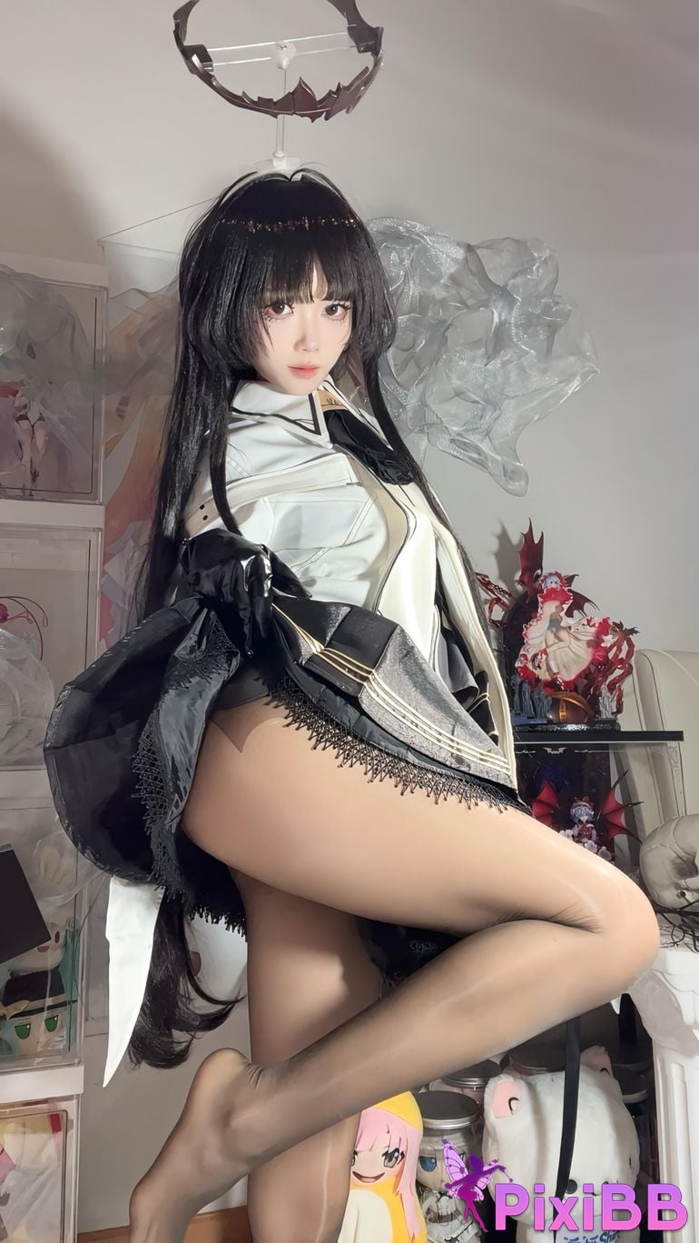 Cosplayer white oak Shirly Arknights arturo PixiBB.COM 022 1