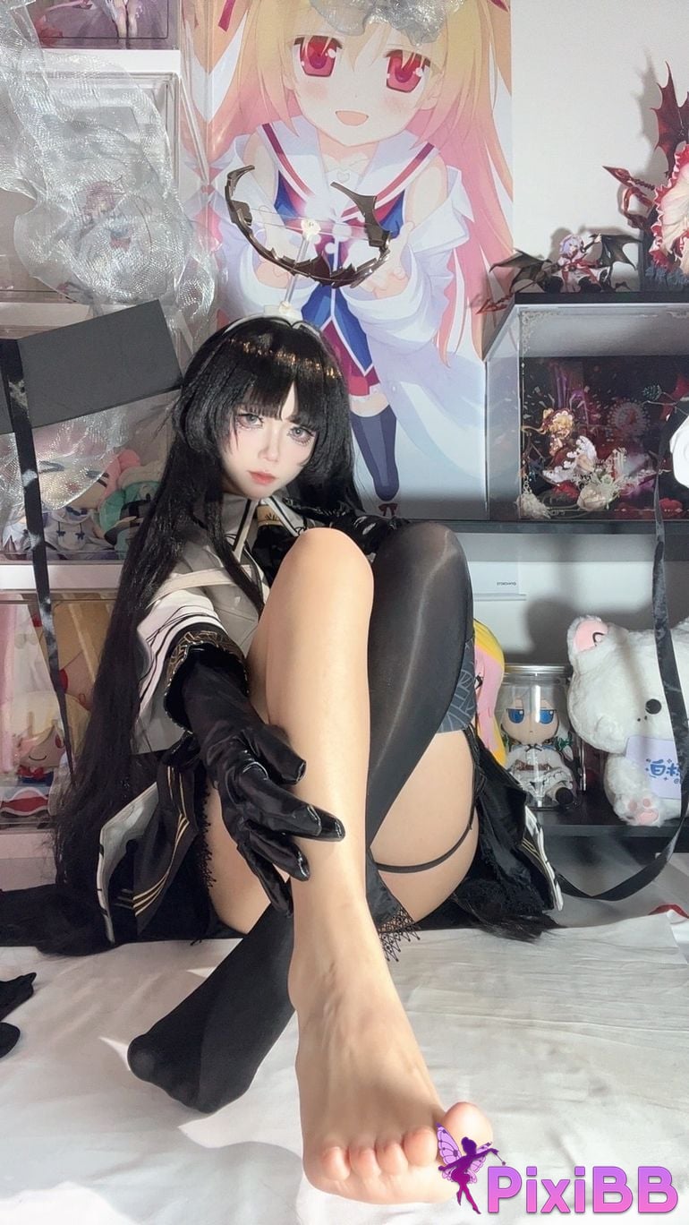 Cosplayer white oak Shirly Arknights arturo PixiBB.COM 045 1
