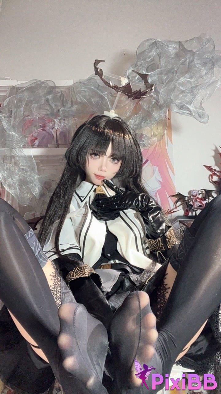 Cosplayer white oak Shirly Arknights arturo PixiBB.COM 047 1