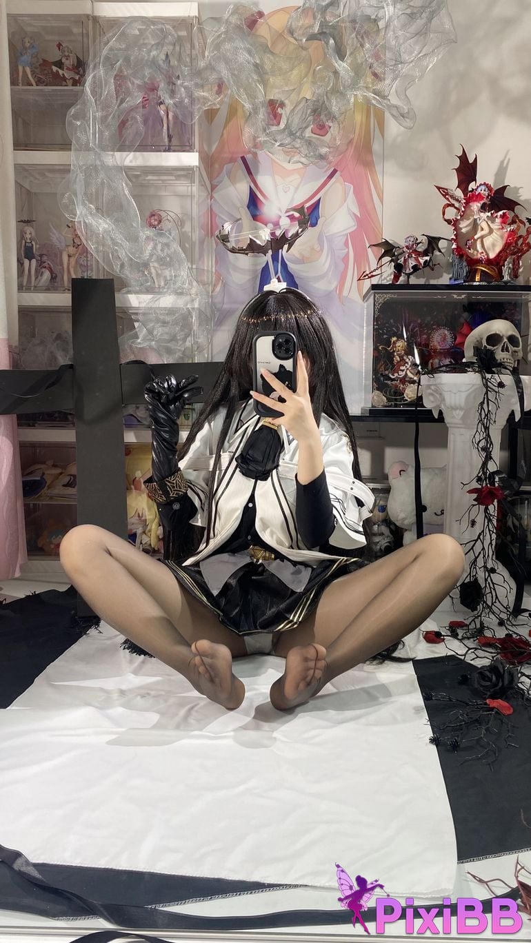 Cosplayer white oak Shirly Arknights arturo PixiBB.COM 093 1