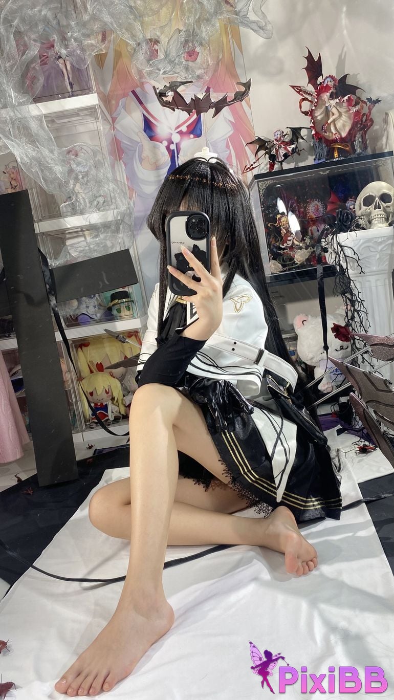 Cosplayer white oak Shirly Arknights arturo PixiBB.COM 118 1