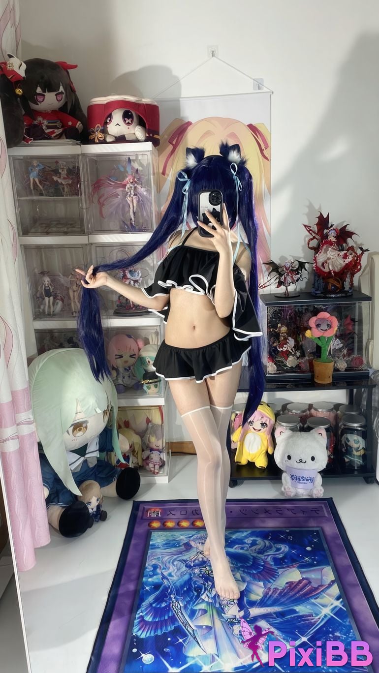 Cosplayer white oak Shirly Kuromi Akane PixiBB.COM 002 1