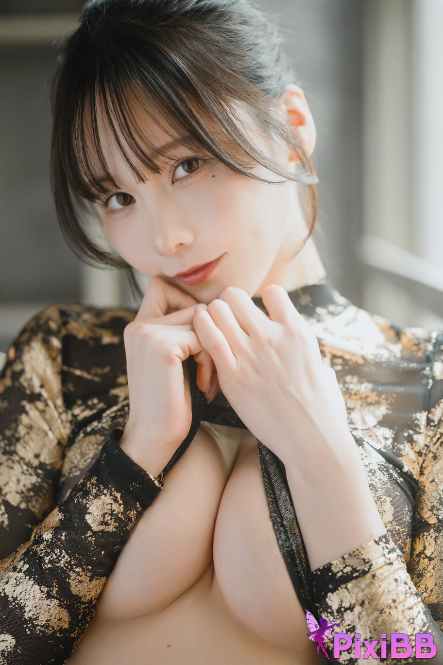 Cosplayer Kenken Gold Photobook PixiBB.COM 014 1