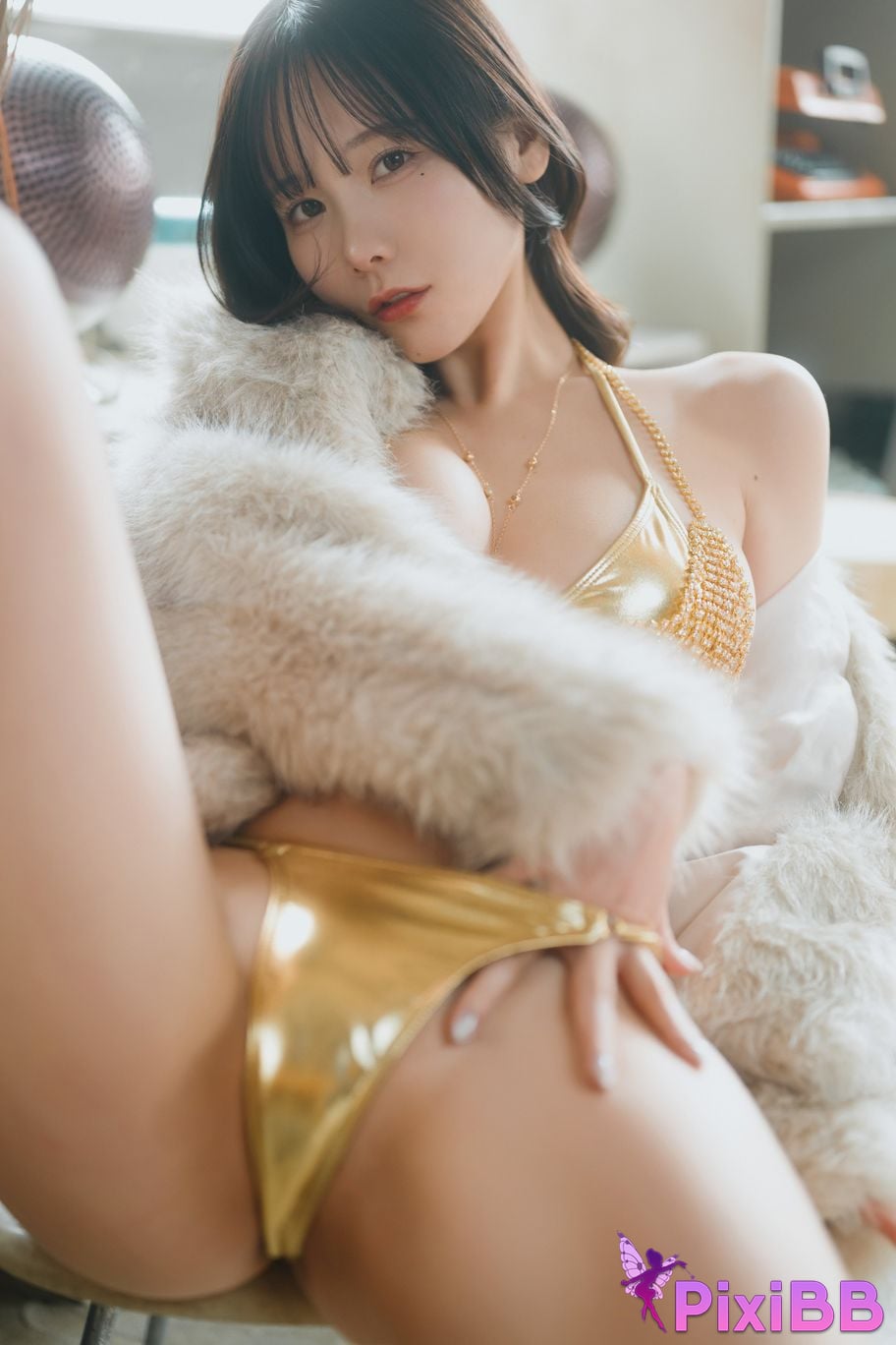 Cosplayer Kenken Gold Photobook PixiBB.COM 018 1