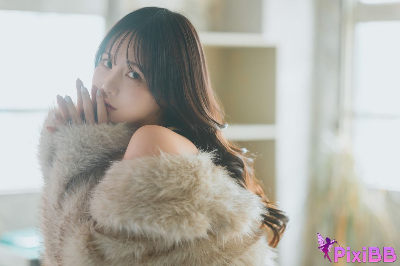 Cosplayer Kenken Gold Photobook PixiBB.COM 043 1