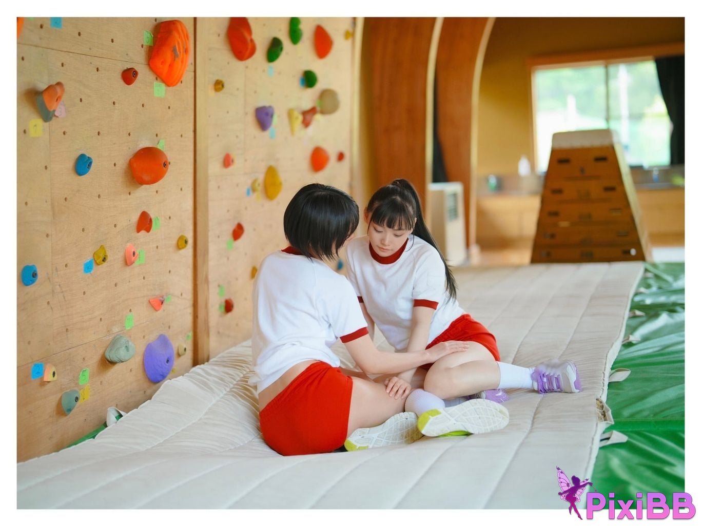 Japanese Idol Kanon Urara Monami Suzu Beautiful World PixiBB.COM 040 1