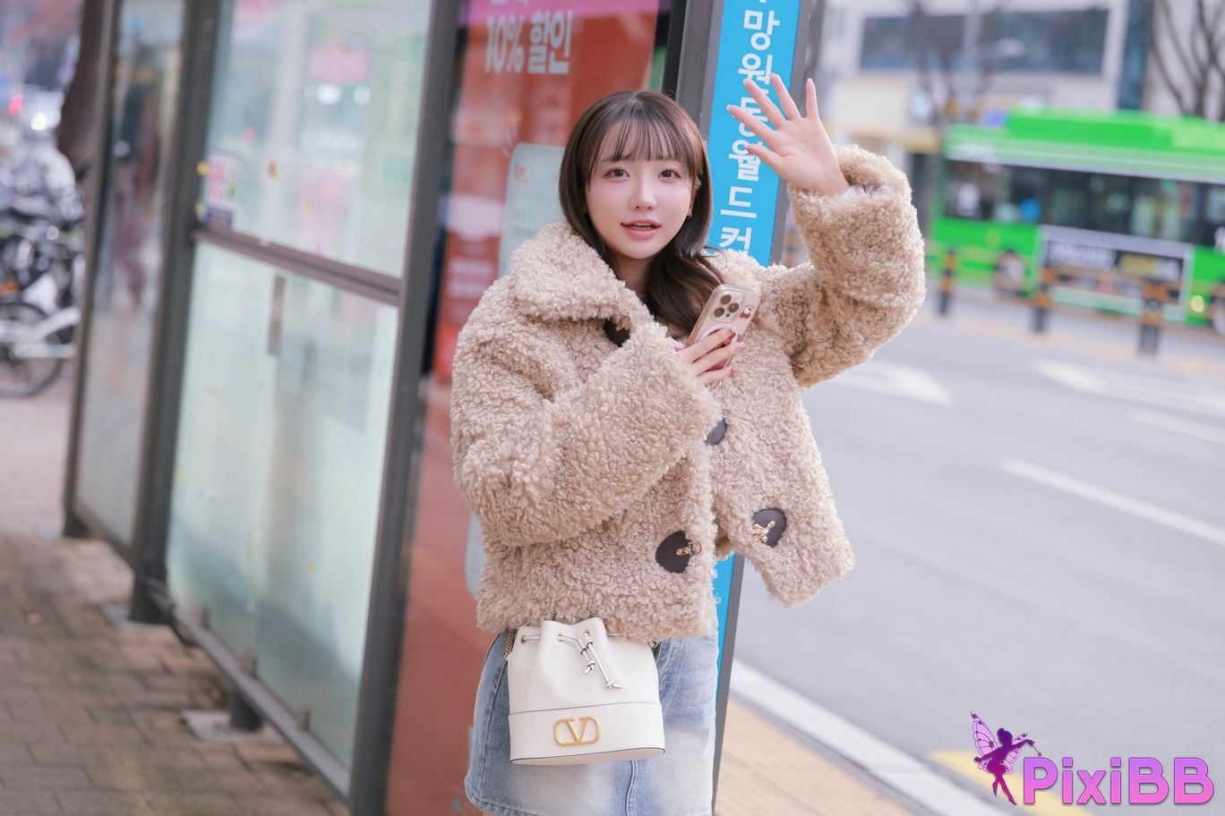 Son Ye Eun eun 2025 X Mas Offline PixiBB.COM 008