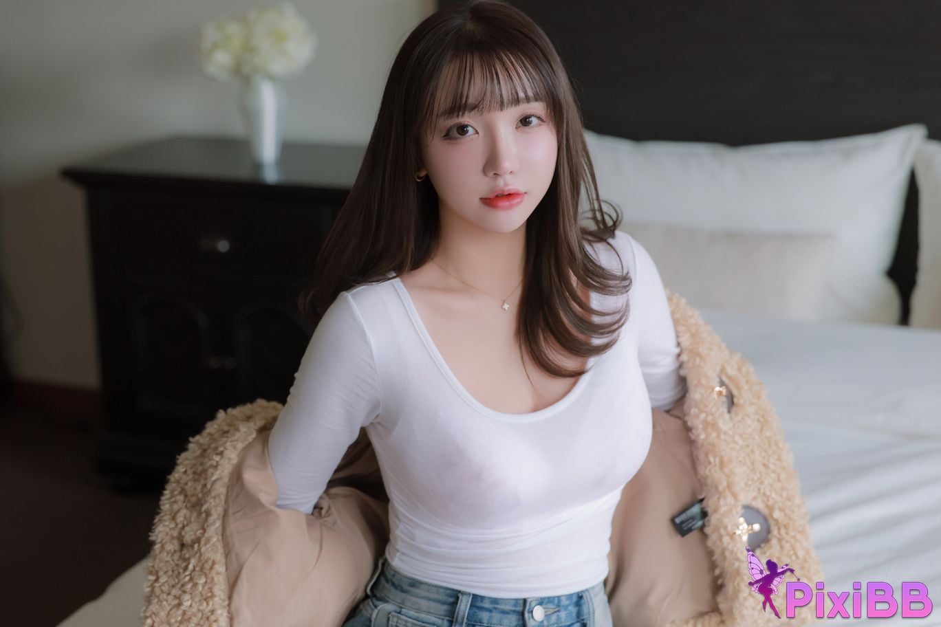 Son Ye Eun eun 2025 X Mas Offline PixiBB.COM 013