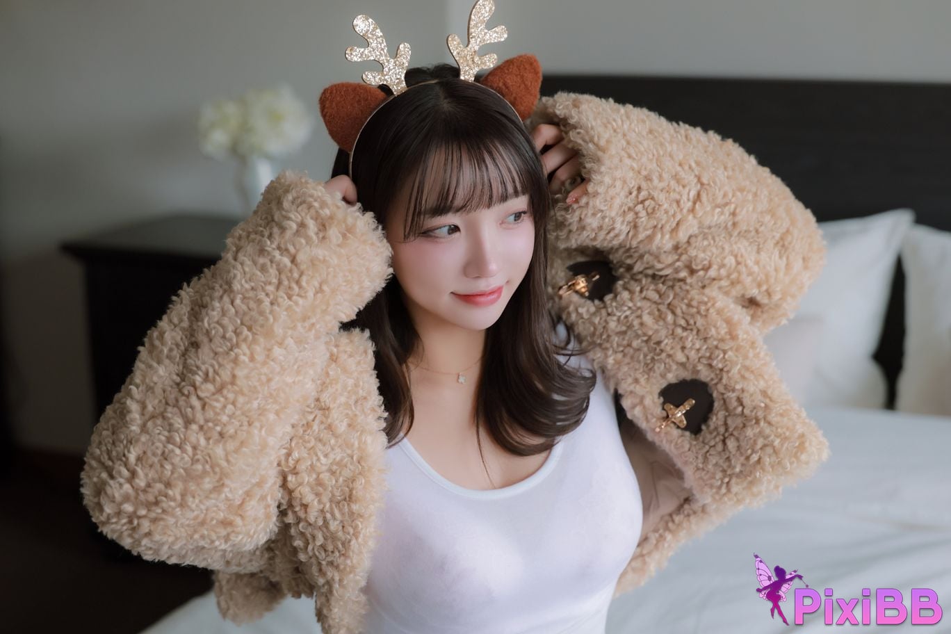 Son Ye Eun eun 2025 X Mas Offline PixiBB.COM 018