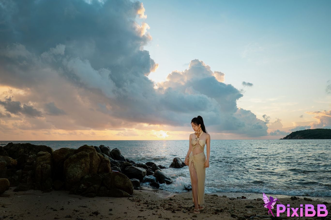 Cosplayer every year Nnian Venus by the Sea PixiBB.COM 012