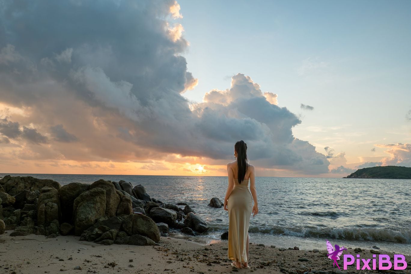 Cosplayer every year Nnian Venus by the Sea PixiBB.COM 014