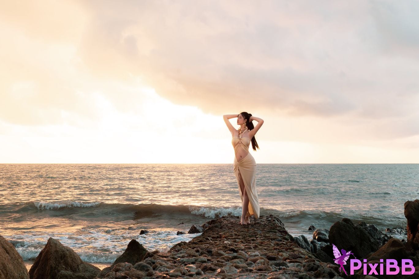 Cosplayer every year Nnian Venus by the Sea PixiBB.COM 021