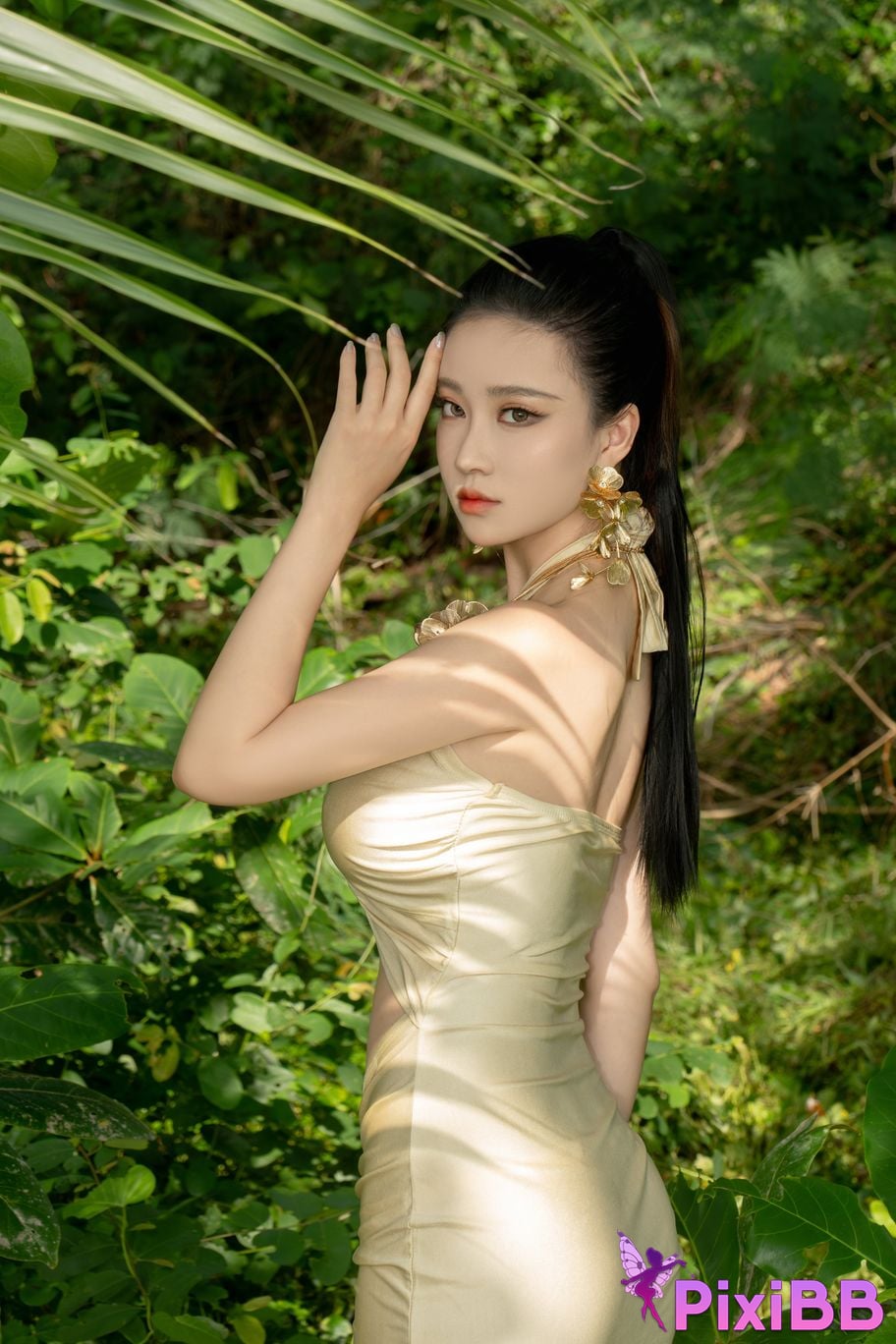 Cosplayer every year Nnian Venus by the Sea PixiBB.COM 042