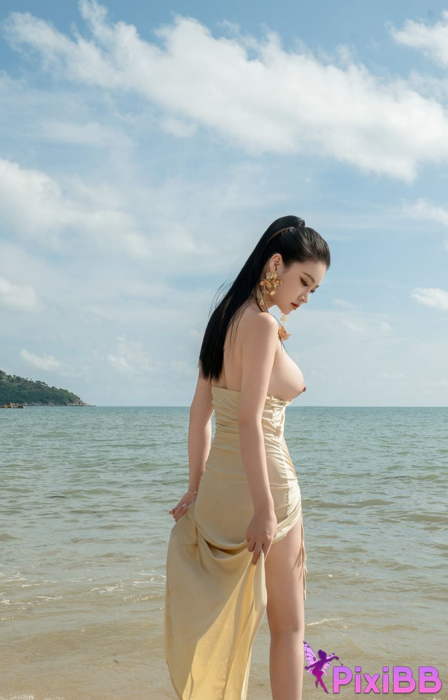 Cosplayer every year Nnian Venus by the Sea PixiBB.COM 066