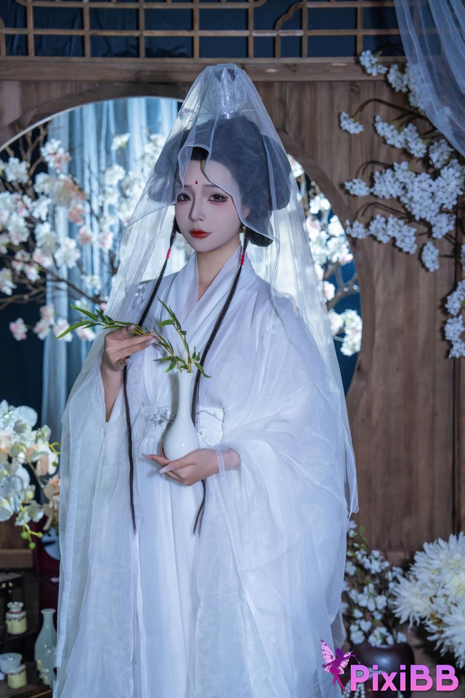 Cosplayer yuuhui Yuhui Desire for Guanyin PixiBB.COM 001