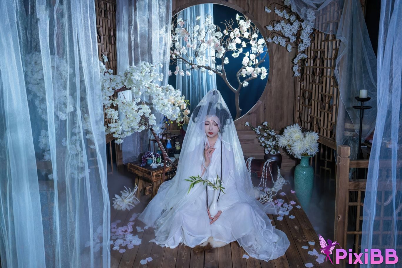 Cosplayer yuuhui Yuhui Desire for Guanyin PixiBB.COM 013