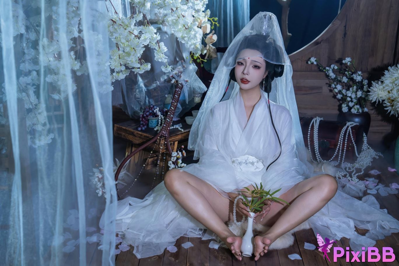 Cosplayer yuuhui Yuhui Desire for Guanyin PixiBB.COM 030