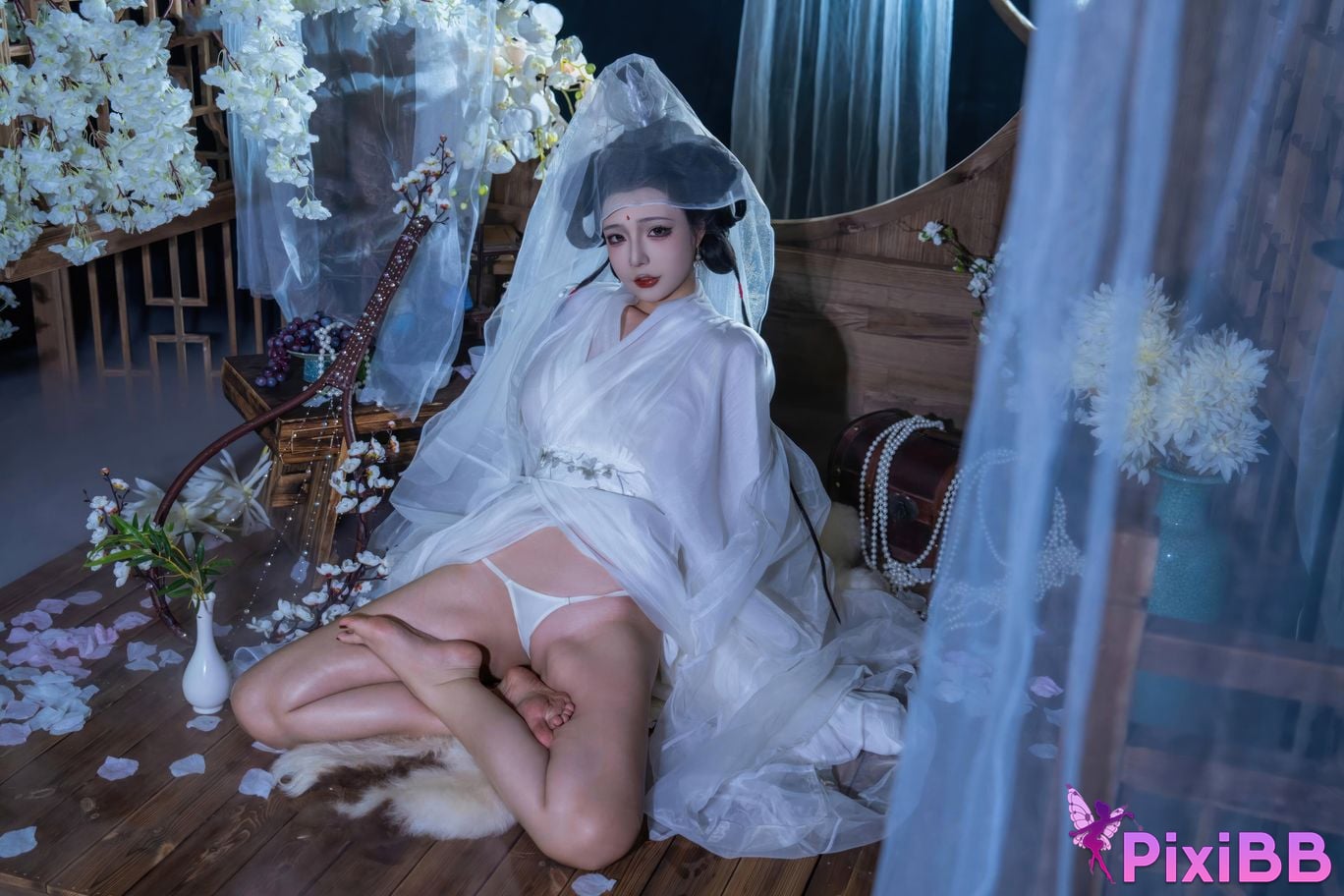 Cosplayer yuuhui Yuhui Desire for Guanyin PixiBB.COM 036