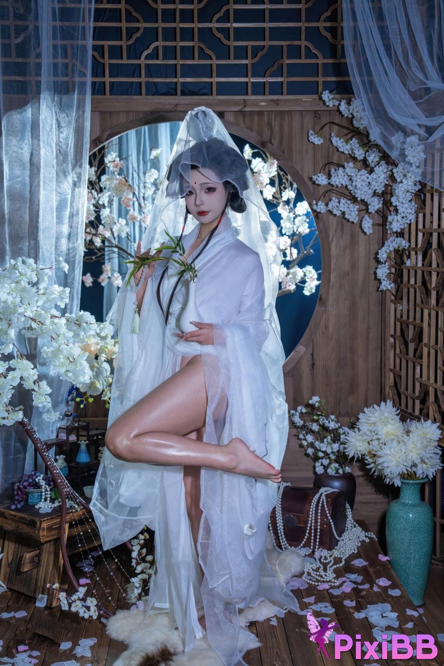 Cosplayer yuuhui Yuhui Desire for Guanyin PixiBB.COM 054