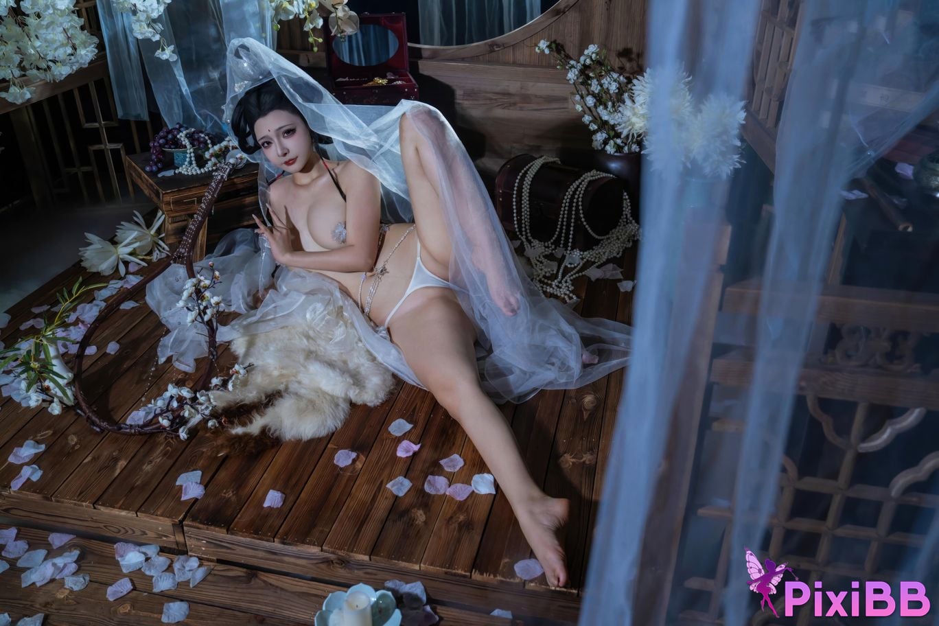 Cosplayer yuuhui Yuhui Desire for Guanyin PixiBB.COM 120