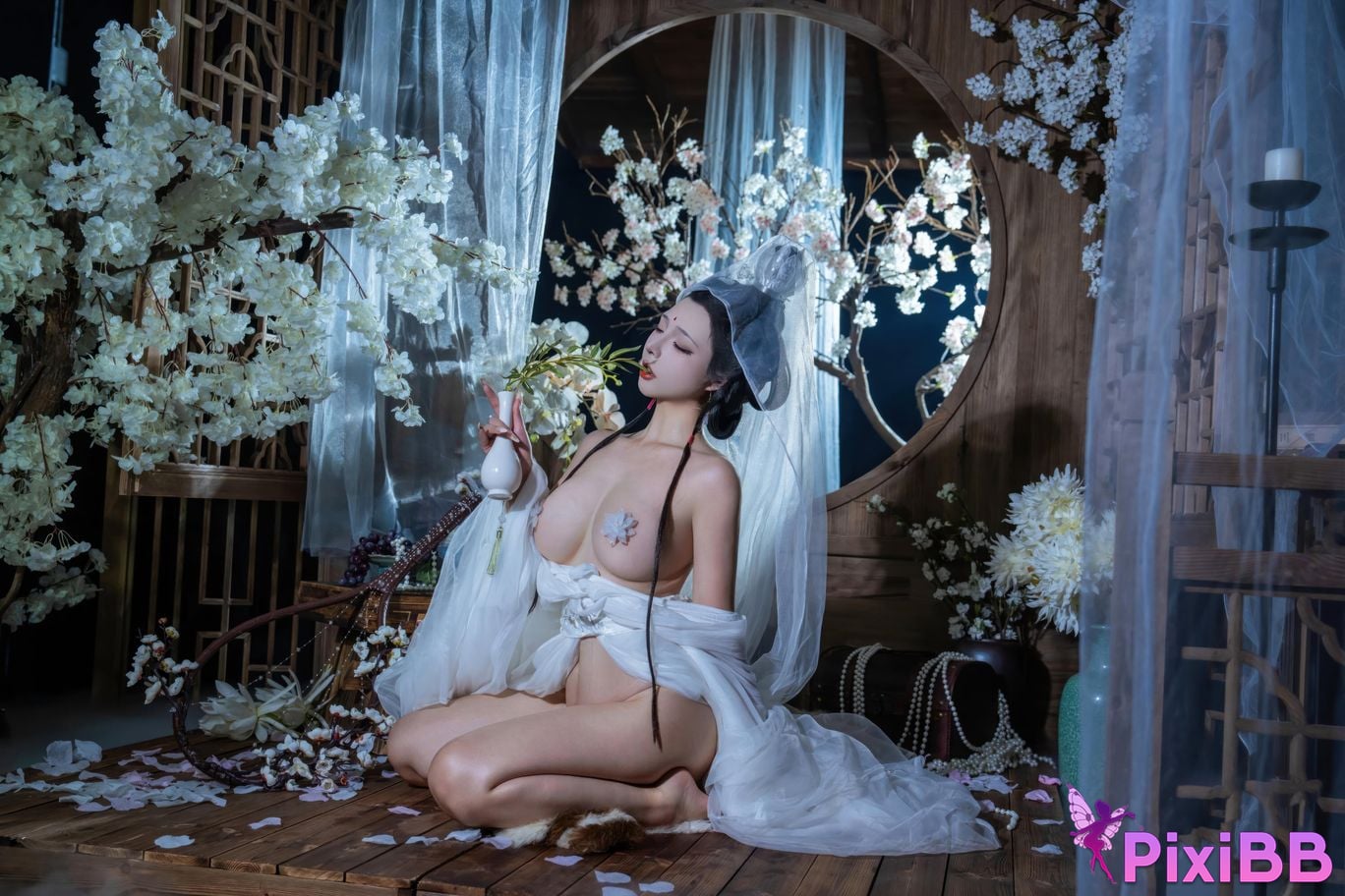 Cosplayer yuuhui Yuhui Desire for Guanyin PixiBB.COM 135