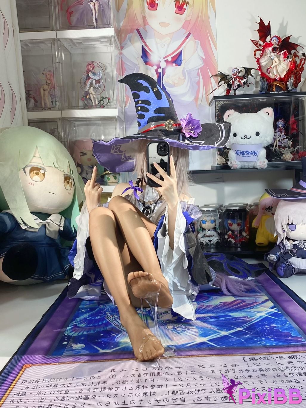 Cosplayer white oak Shirly Big black tower PixiBB.COM 032