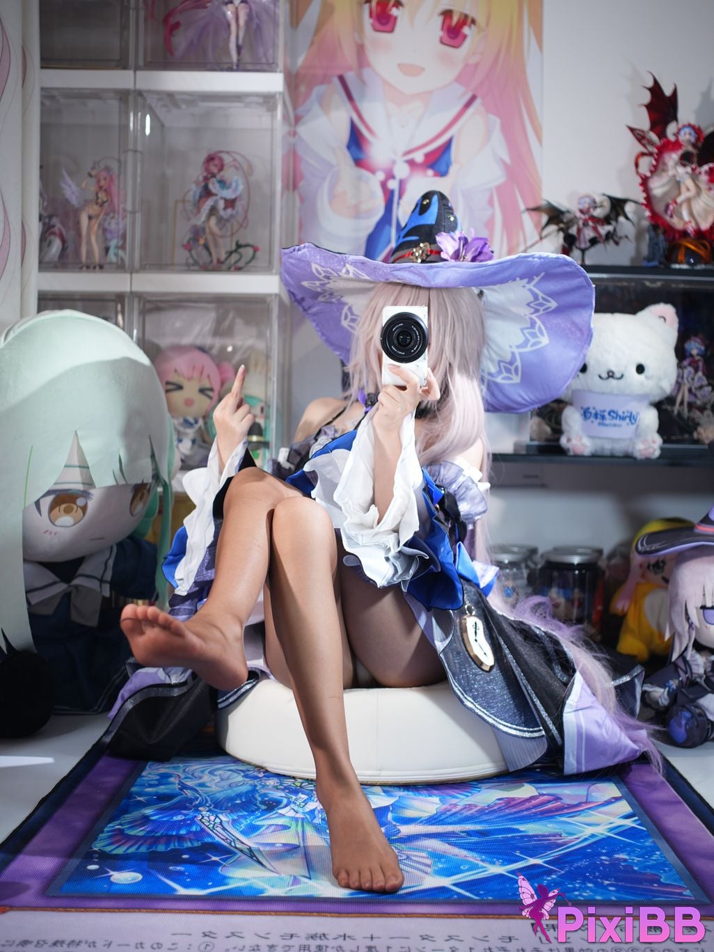 Cosplayer white oak Shirly Big black tower PixiBB.COM 038