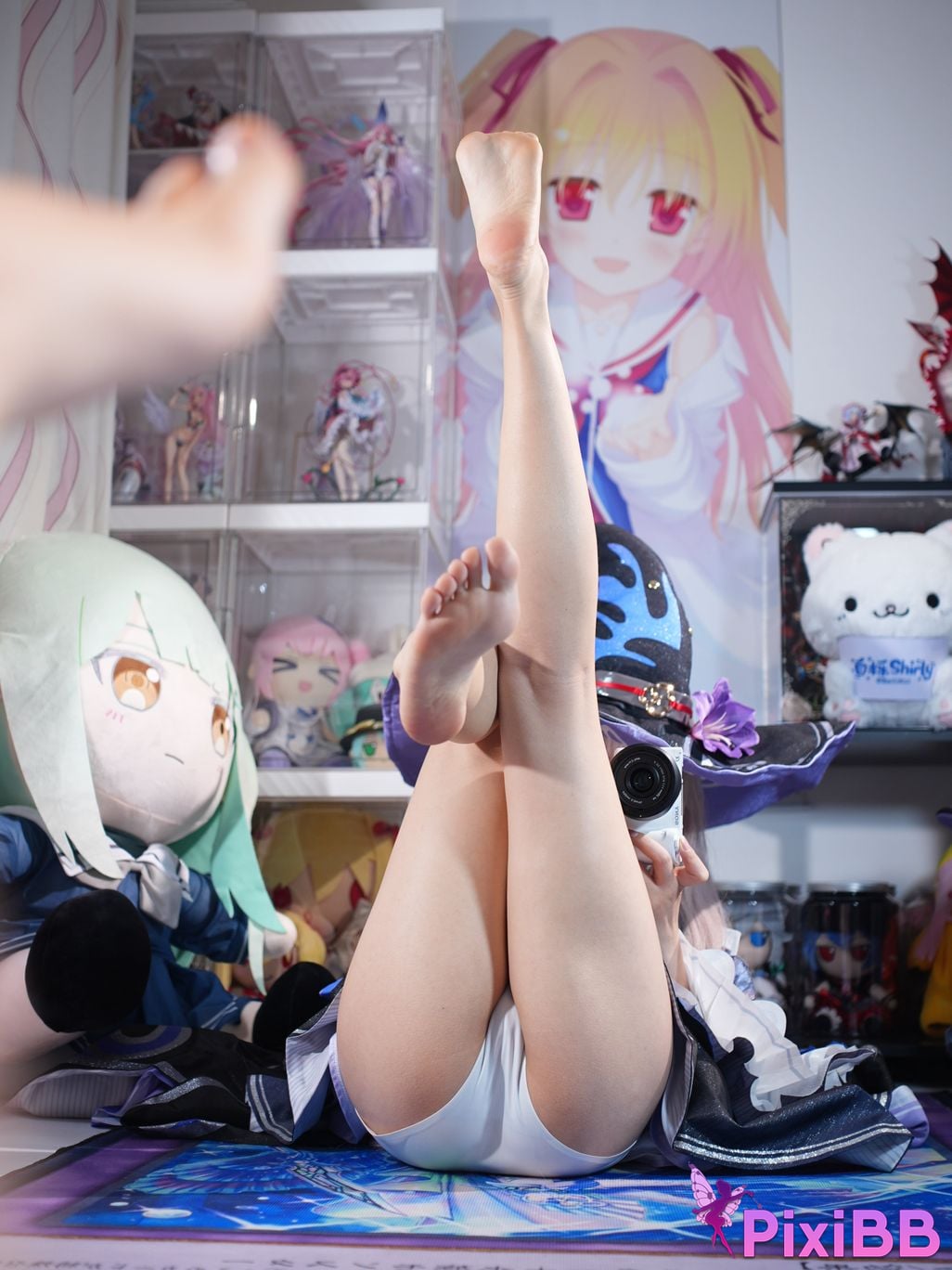 Cosplayer white oak Shirly Big black tower PixiBB.COM 042