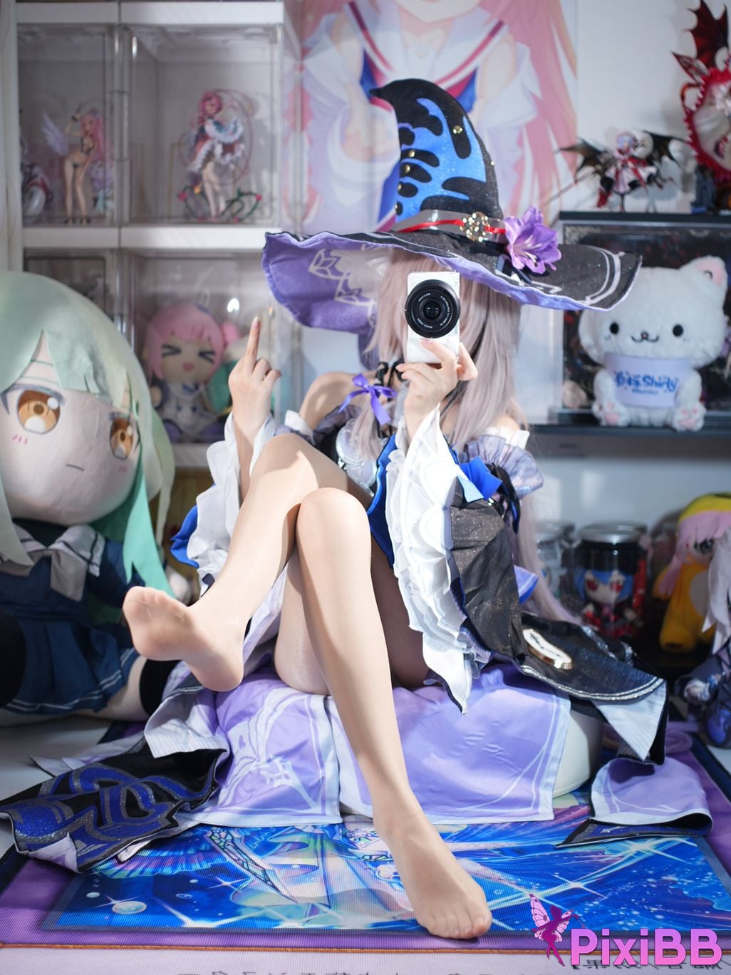 Cosplayer white oak Shirly Big black tower PixiBB.COM 052