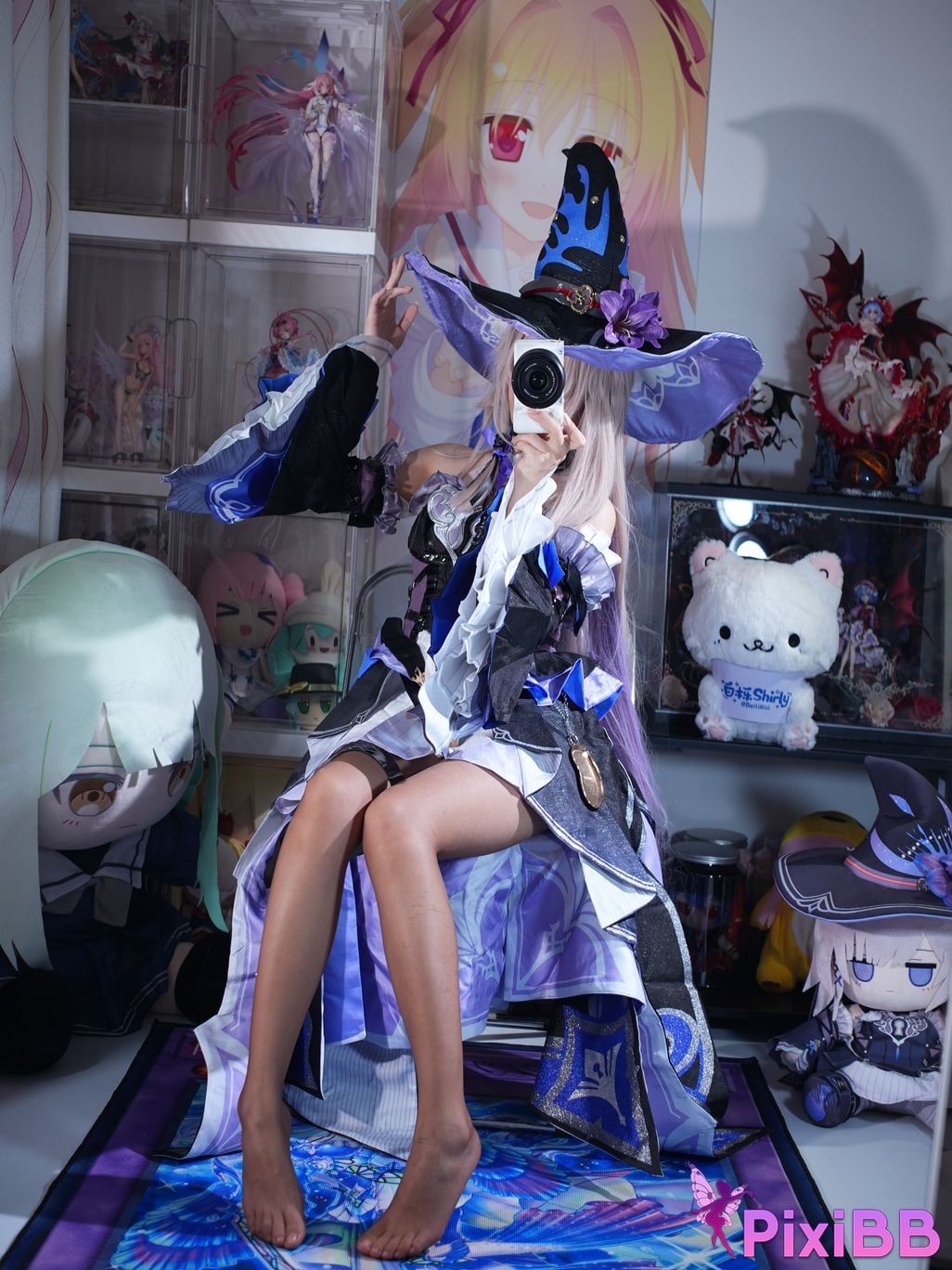 Cosplayer white oak Shirly Big black tower PixiBB.COM 065