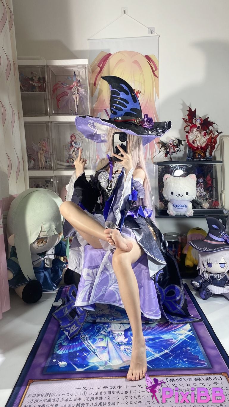 Cosplayer white oak Shirly Big black tower PixiBB.COM 066