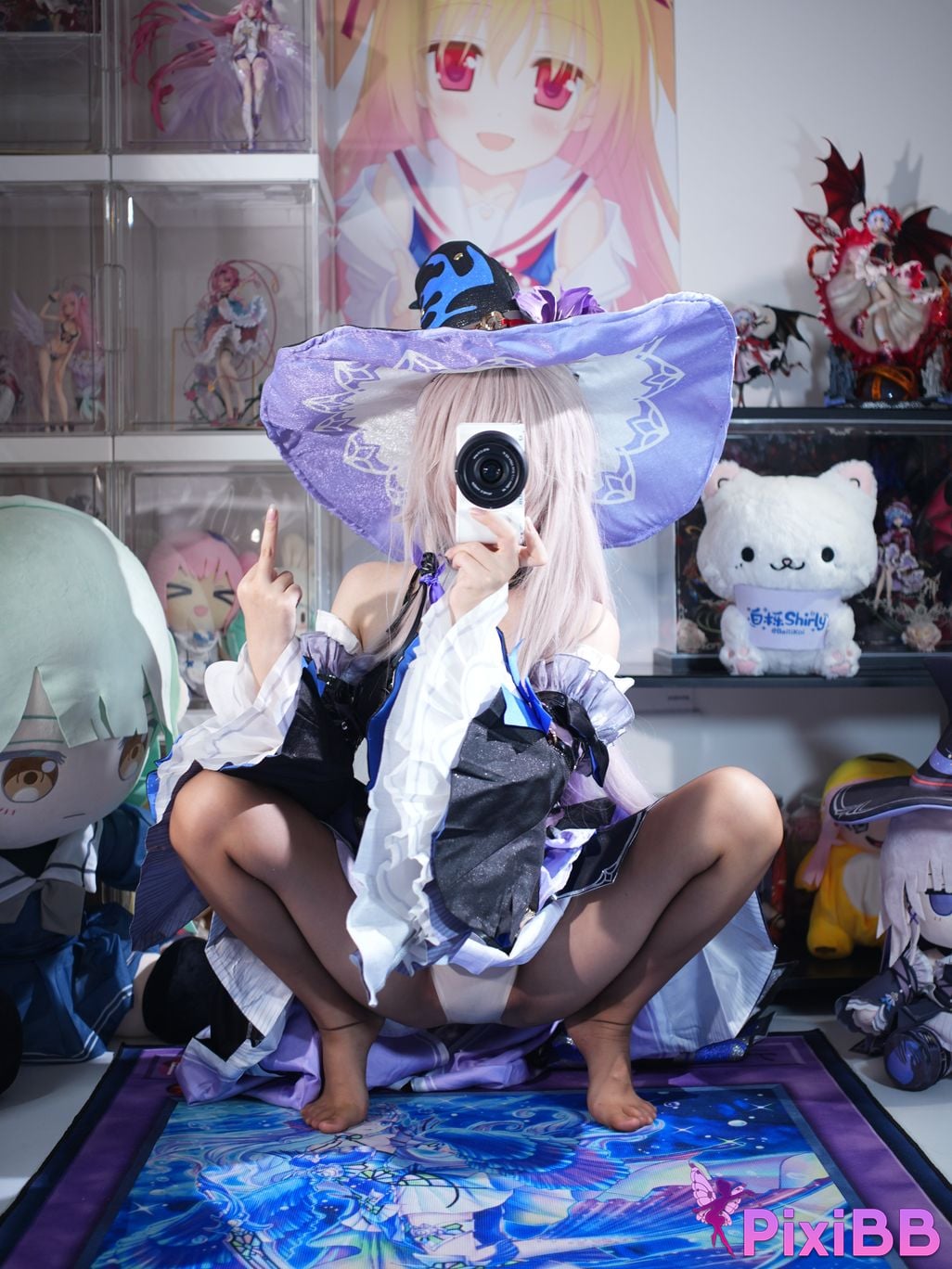 Cosplayer white oak Shirly Big black tower PixiBB.COM 087