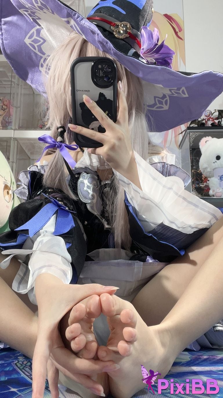 Cosplayer white oak Shirly Big black tower PixiBB.COM 096