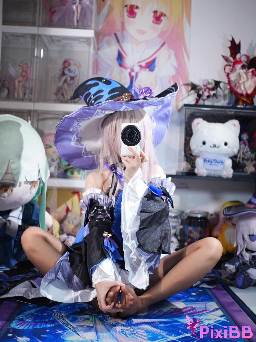 Cosplayer white oak Shirly Big black tower PixiBB.COM 098