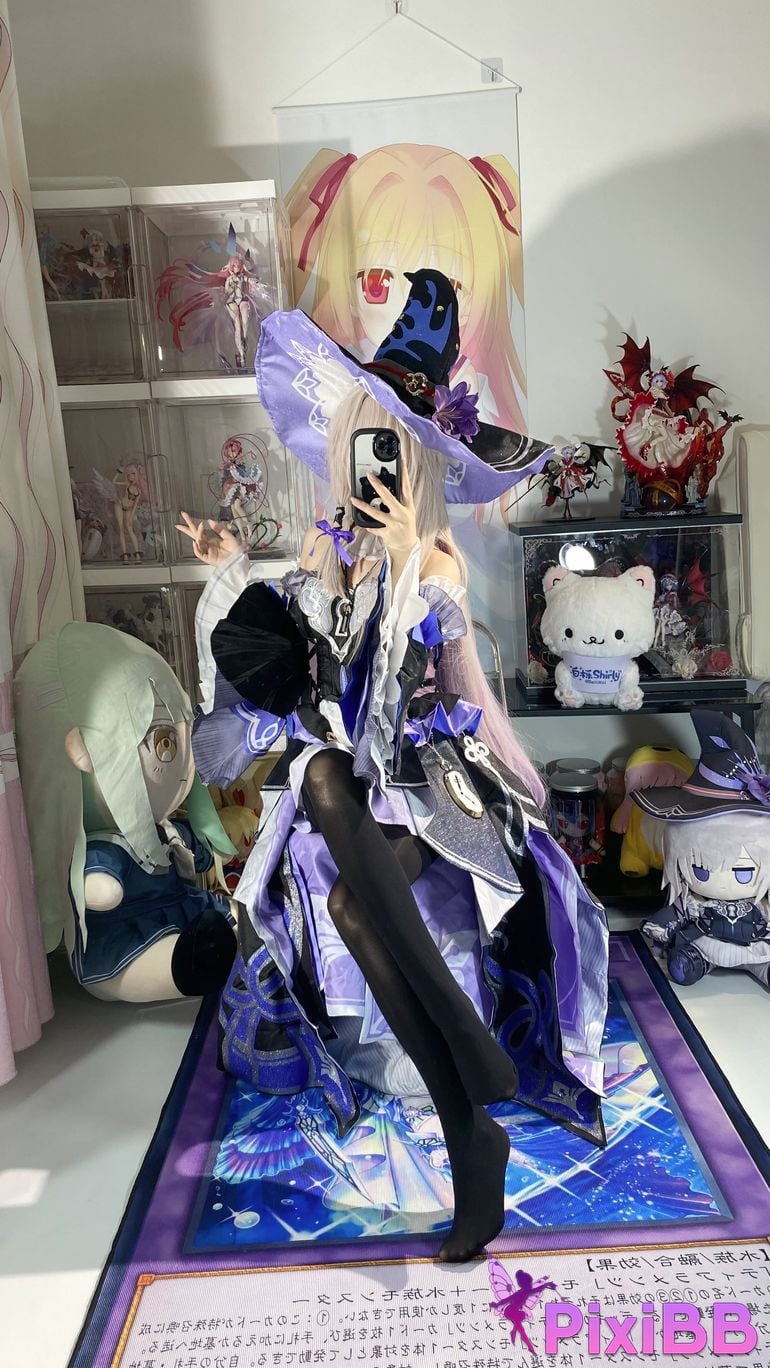 Cosplayer white oak Shirly Big black tower PixiBB.COM 121