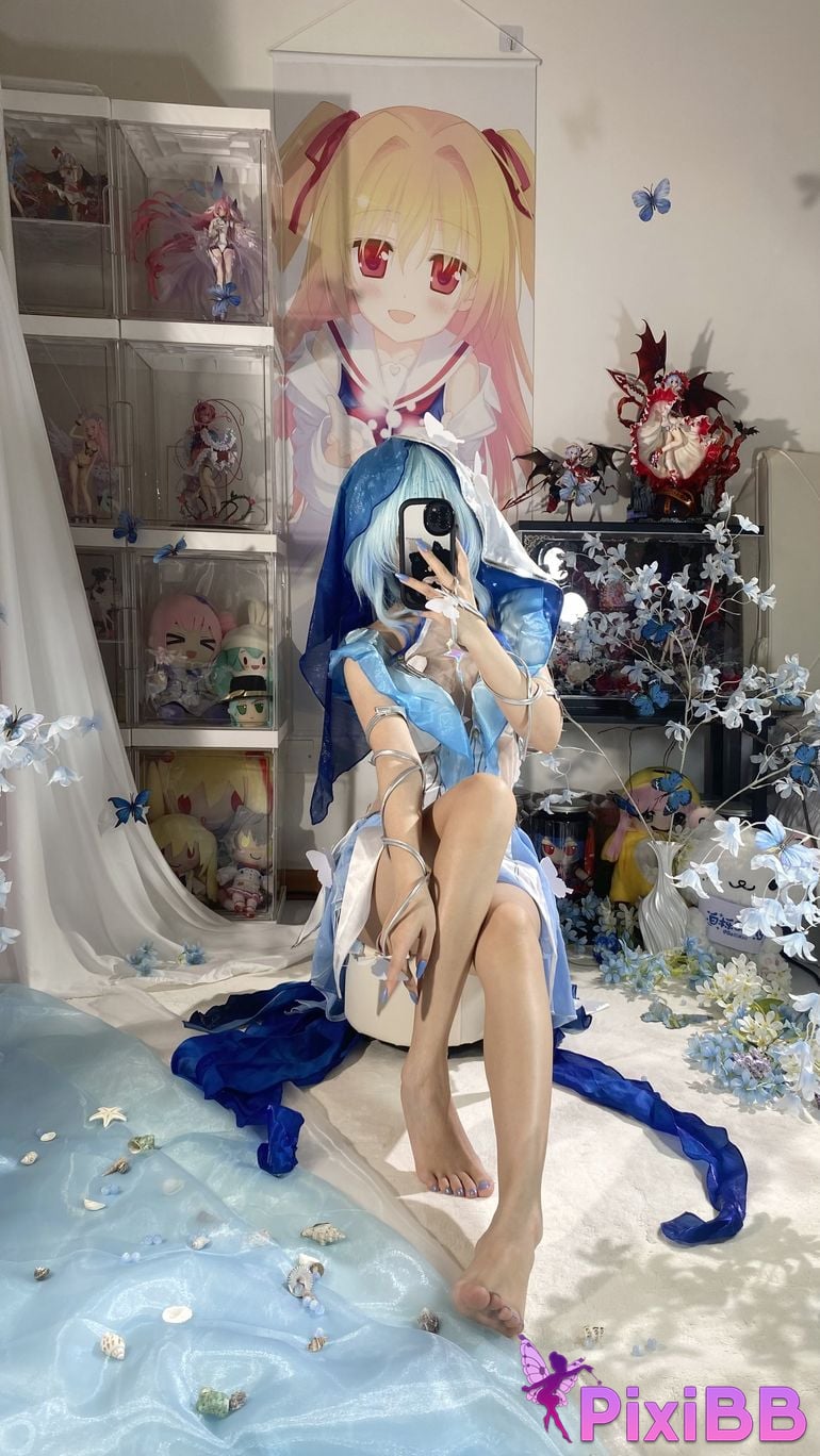 Cosplayer white oak Shirly Shorekeeper PixiBB.COM 012