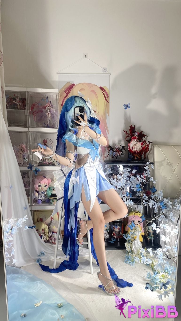 Cosplayer white oak Shirly Shorekeeper PixiBB.COM 019