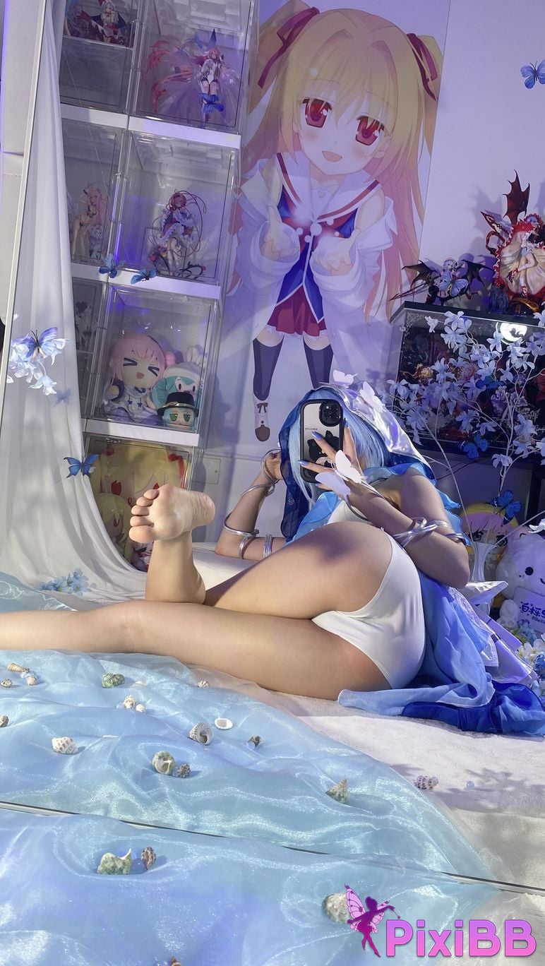 Cosplayer white oak Shirly Shorekeeper PixiBB.COM 035