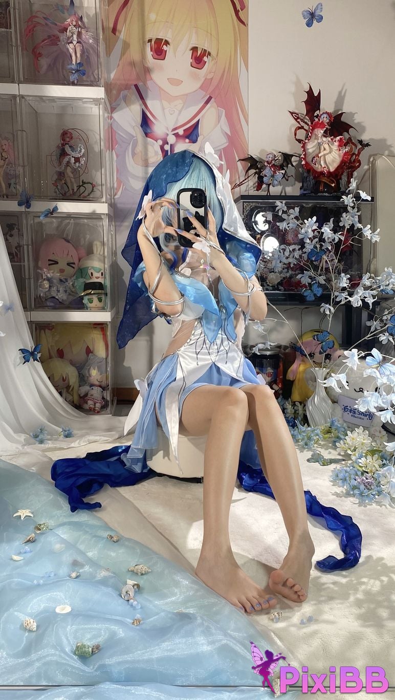 Cosplayer white oak Shirly Shorekeeper PixiBB.COM 044