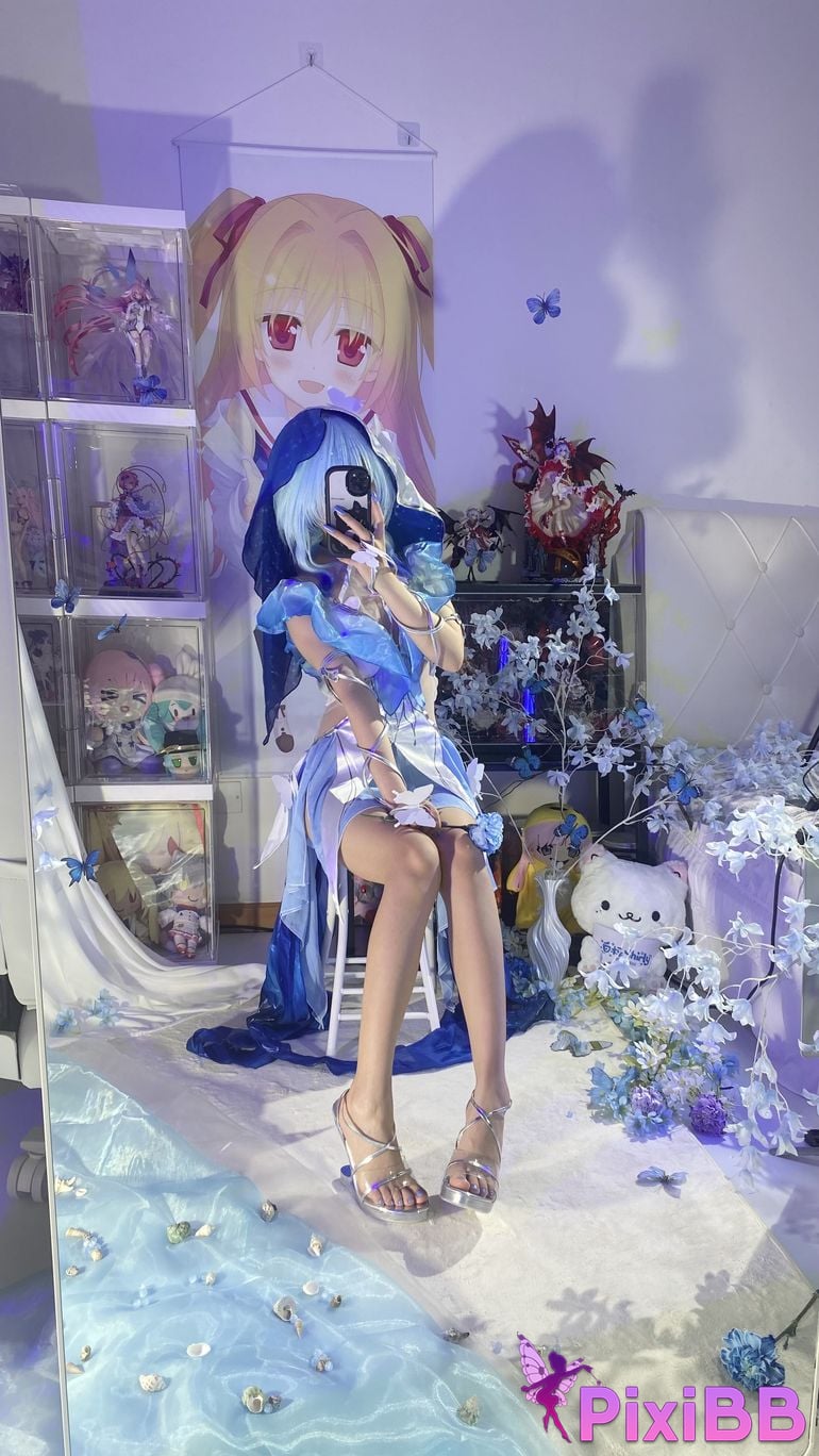 Cosplayer white oak Shirly Shorekeeper PixiBB.COM 061