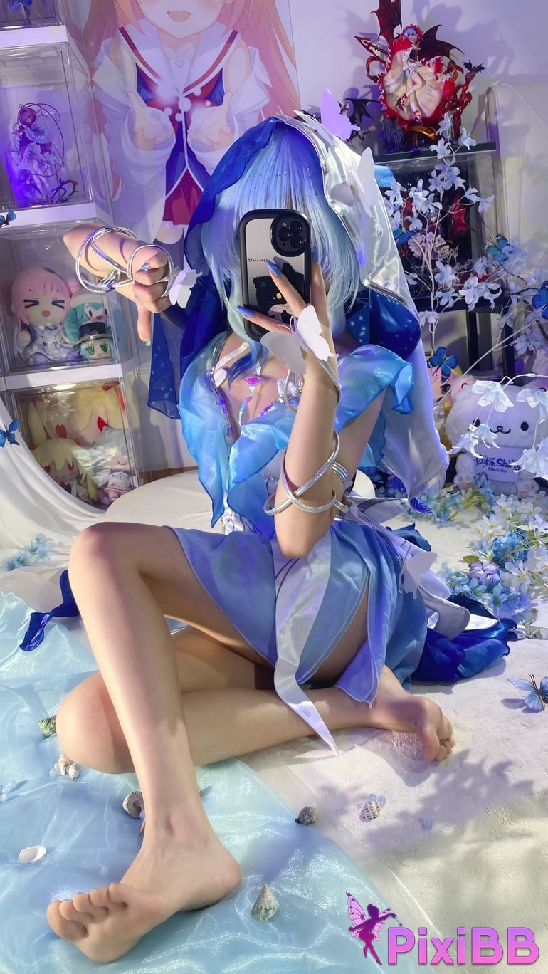 Cosplayer white oak Shirly Shorekeeper PixiBB.COM 072