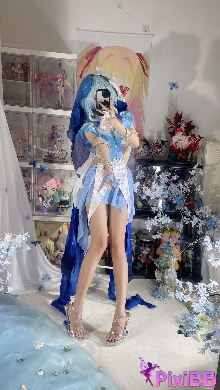 Cosplayer white oak Shirly Shorekeeper PixiBB.COM 076