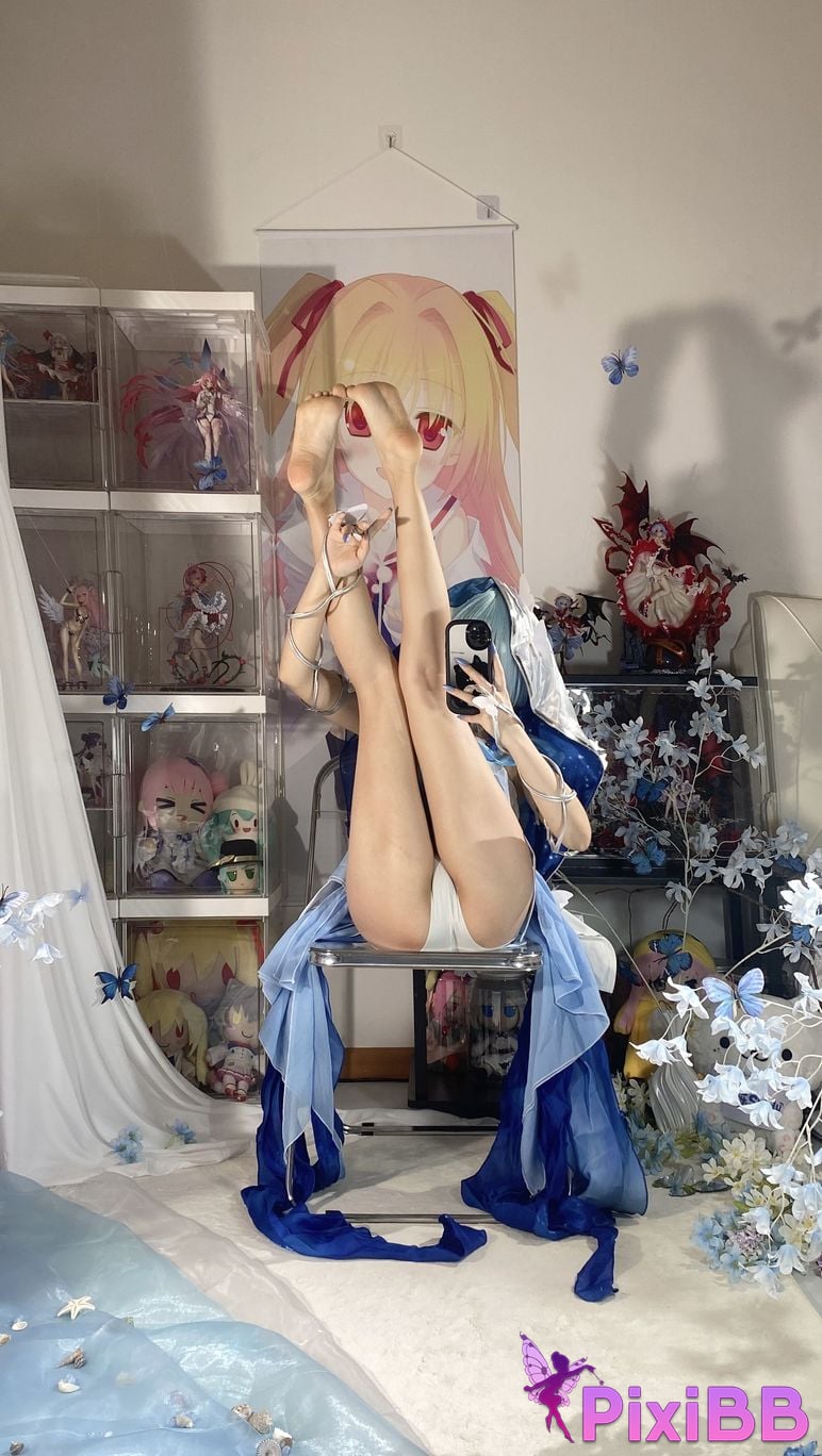 Cosplayer white oak Shirly Shorekeeper PixiBB.COM 078